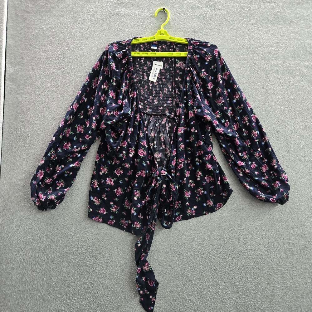 Old Navy Women Blouse L Navy Floral Boho Front Tie‎ Wrap V-Neck Smocked NWT